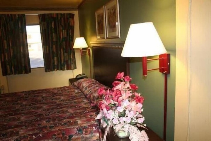 Plaza Travel Inn