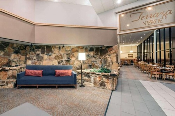 Hotel Interior 7 of 22