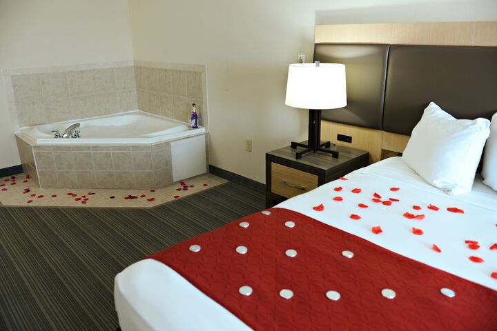 Room 12 of 31