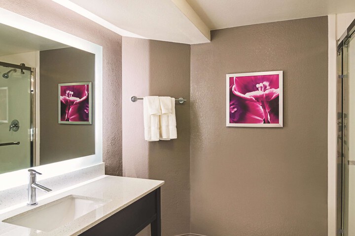 La Quinta Inn & Suites by Wyndham Denver Tech Center