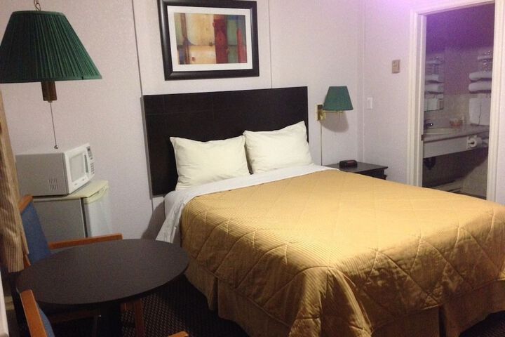 Room 28 of 57