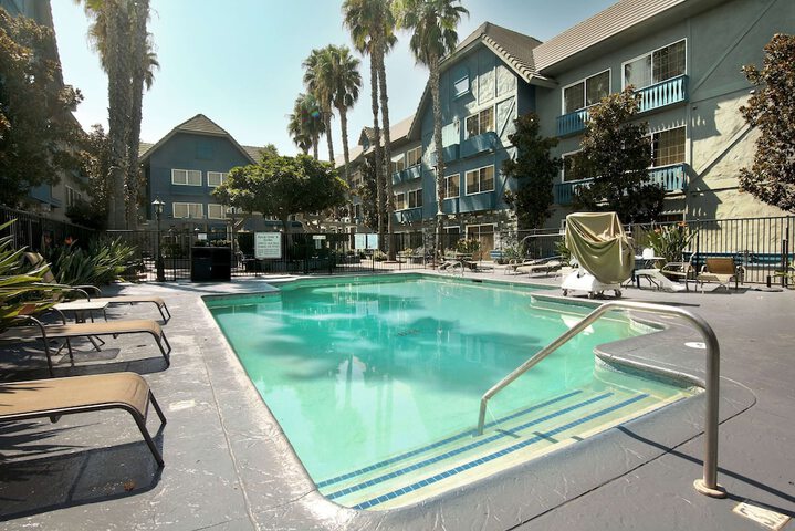 Pool 6 of 64