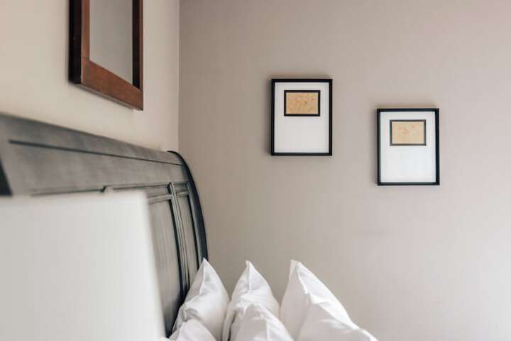 Room 49 of 122