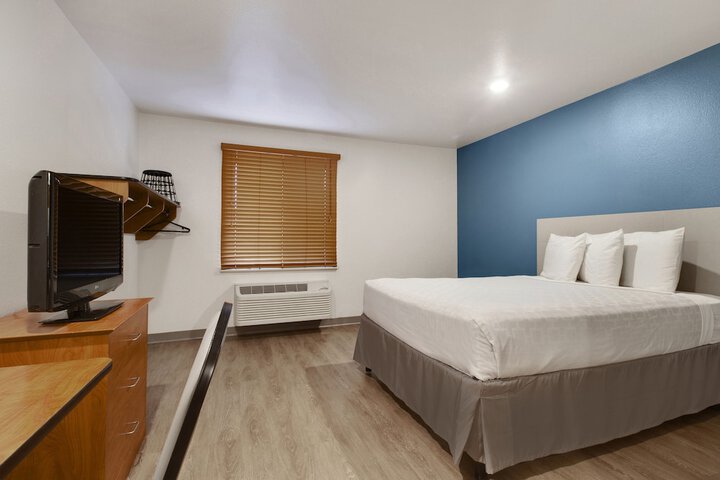 WoodSpring Suites College Station