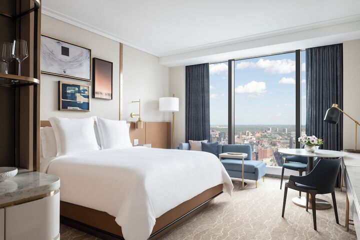 Four Seasons Hotel Minneapolis