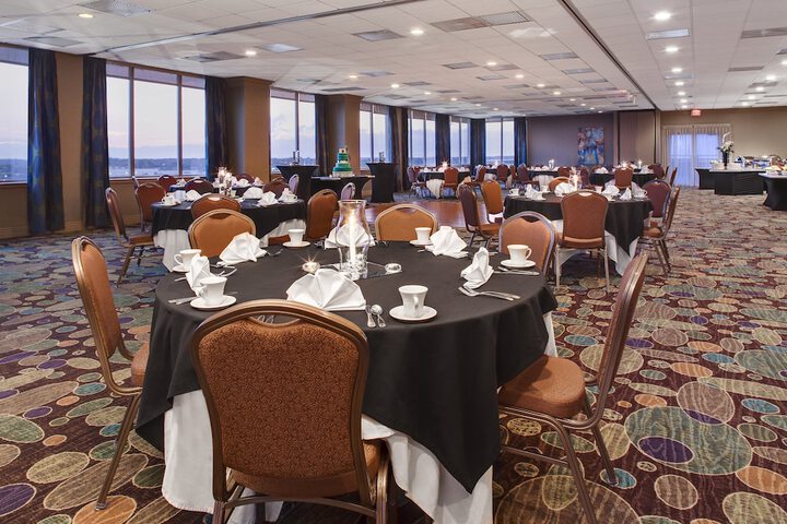 Ballroom/Hall 57 of 59