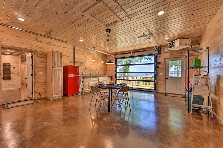 Spacious Pearl Lake Retreat w / Yard & Private Dock