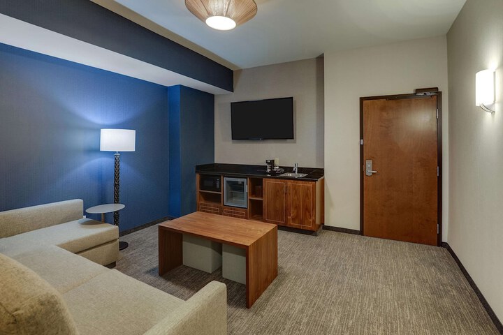 Room 41 of 89