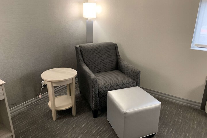 Room 8 of 15