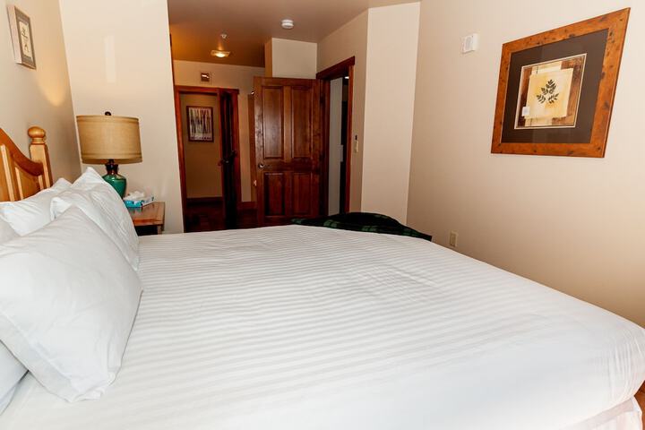 Room 100 of 131