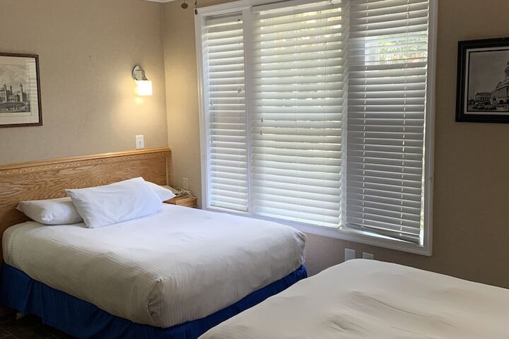 Room 6 of 21