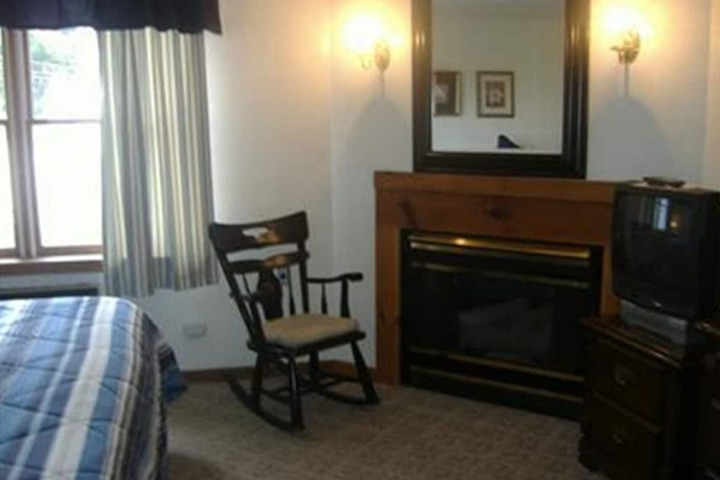 Sturbridge Country Inn