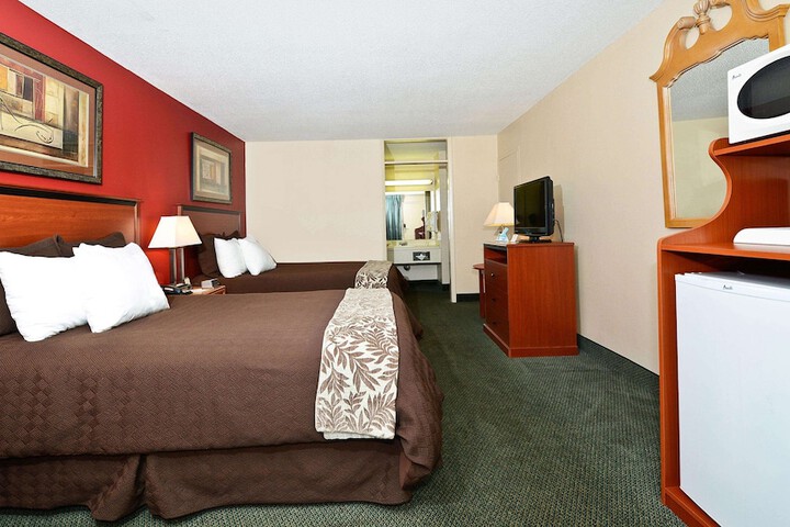 Room 26 of 37