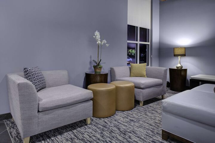 Hotel Interior 7 of 28