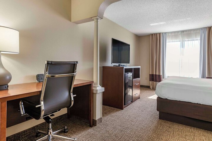 Room 14 of 26