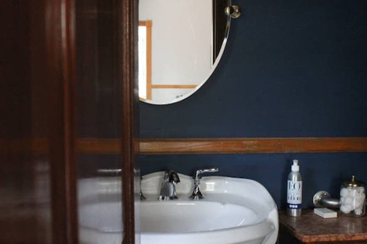 Room 41 of 115