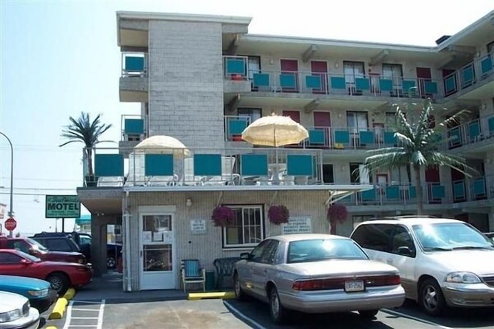 Hotel 2 of 44
