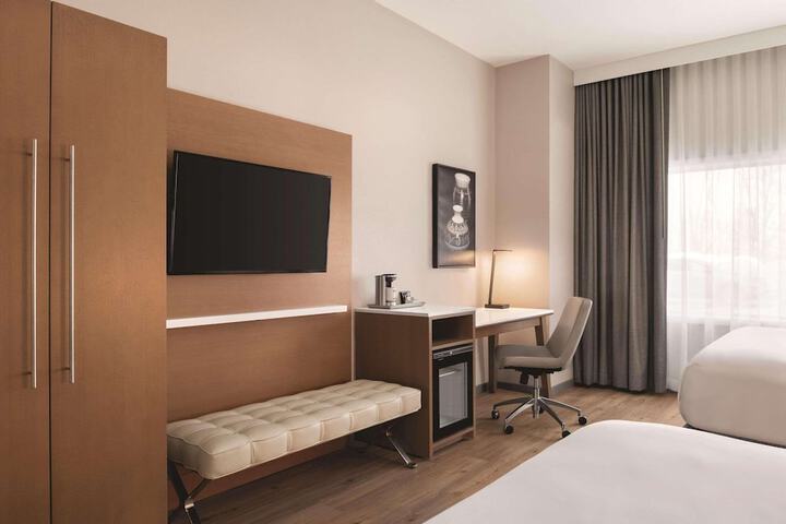 Oneida Casino Hotel