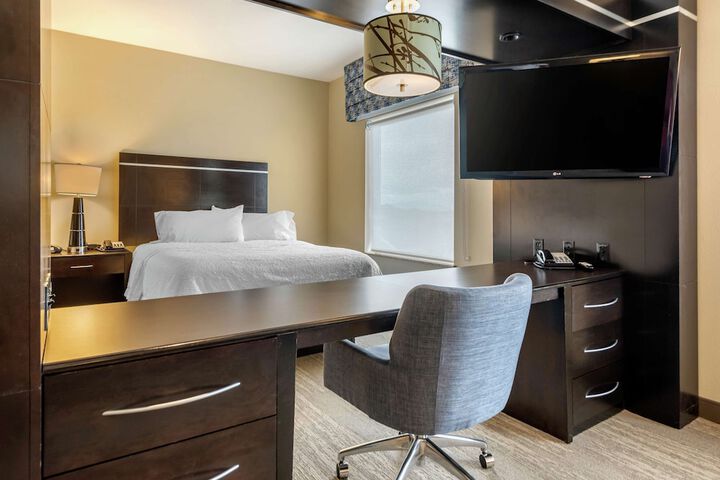 Room 33 of 55