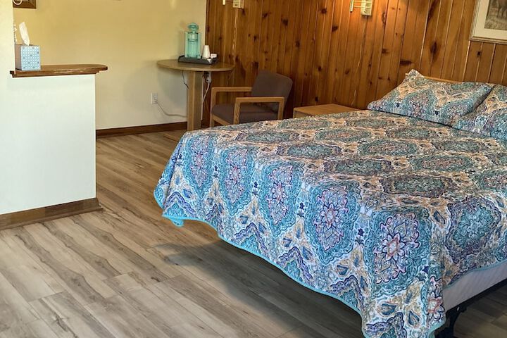 Room 11 of 26