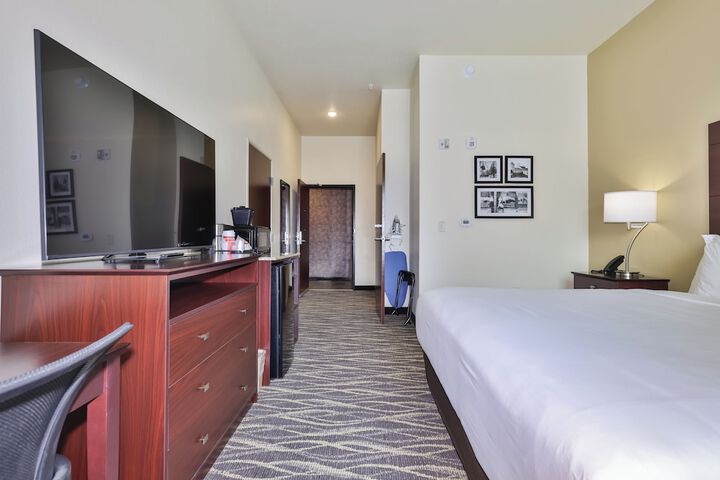 Cobblestone Hotel & Suites - Monte Vista