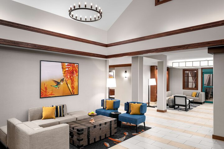 Hotel Interior 10 of 40