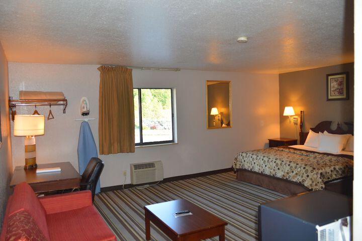 Room 40 of 74