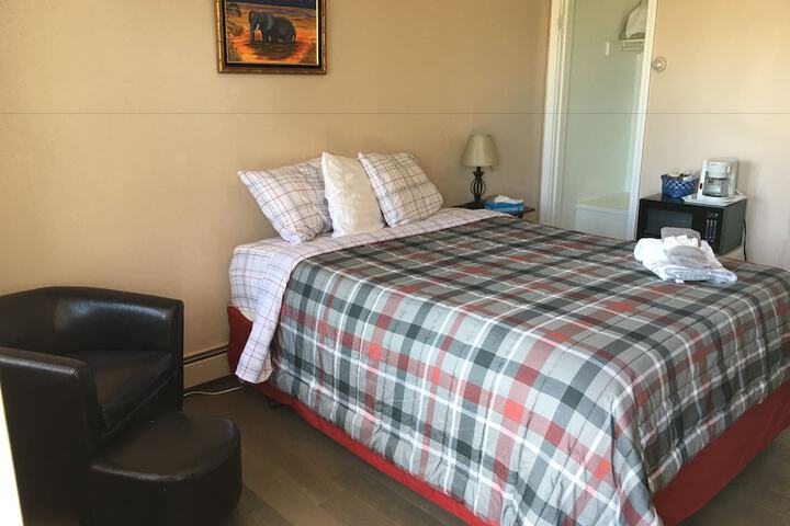 Room 112 of 177