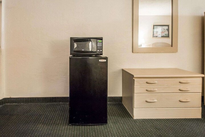 Room 15 of 31
