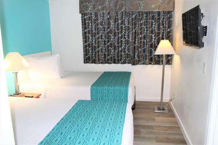 Room 18 of 40