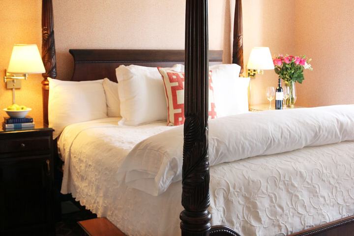 Room 13 of 51