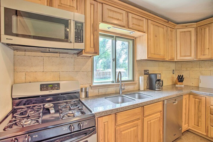Well-appointed Fruita Townhome: Hike & Bike Nearby