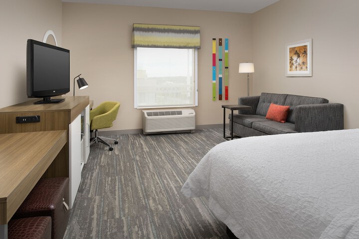 Room 21 of 34