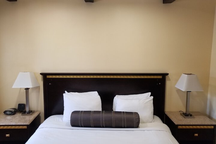 Room 30 of 66