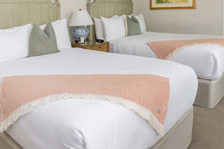 Briar Barn Inn