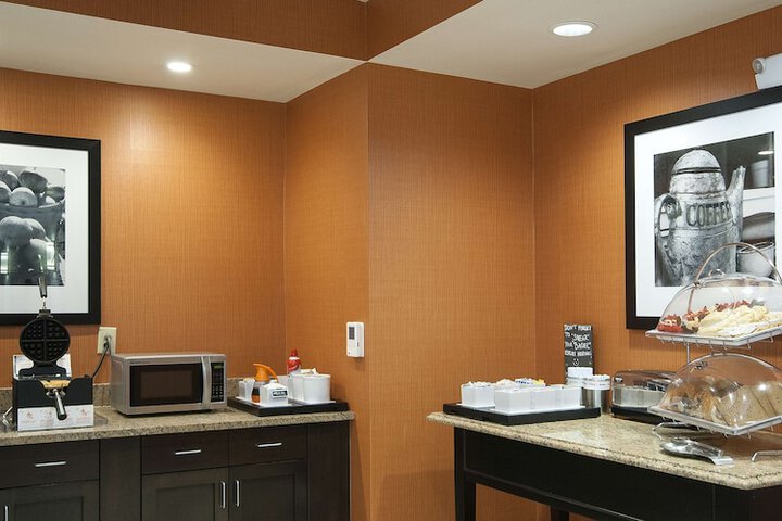 Hampton Inn & Suites Seneca-Clemson Area