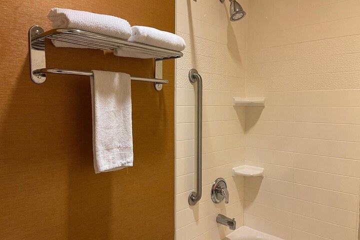Baymont by Wyndham Chambersburg