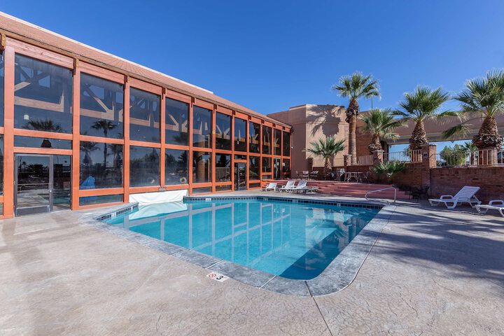 Pool 14 of 72