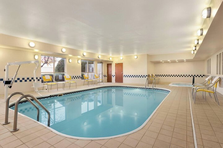 Pool 4 of 23