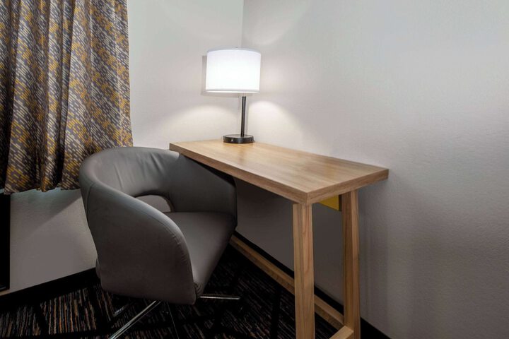 Room 35 of 42
