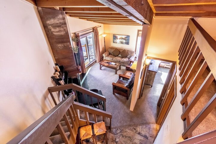 Treehouse #305 Building D by Summit County Mountain Retreats