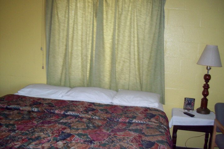 Room 21 of 40