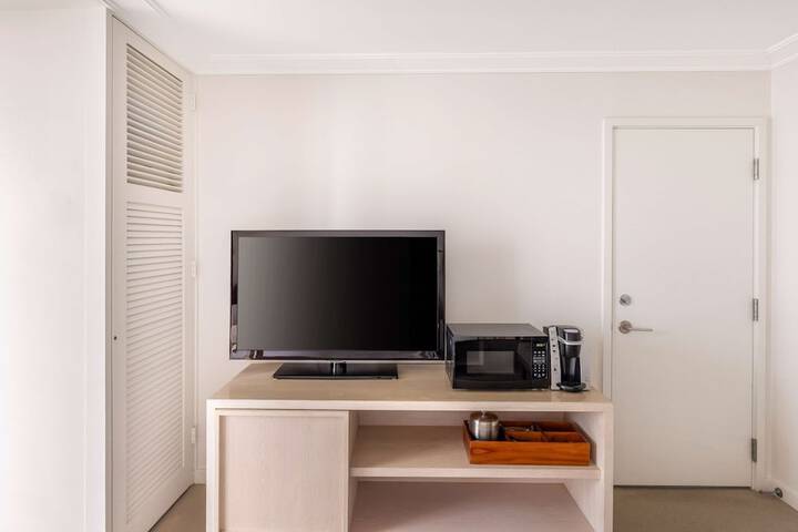 Room 64 of 99