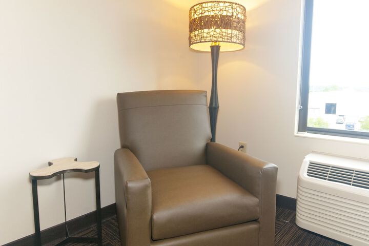 Room 42 of 76