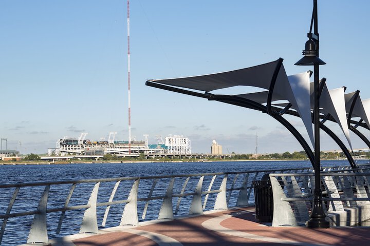 DoubleTree by Hilton Hotel Jacksonville Riverfront