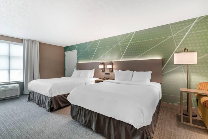Comfort Inn & Suites Lake George