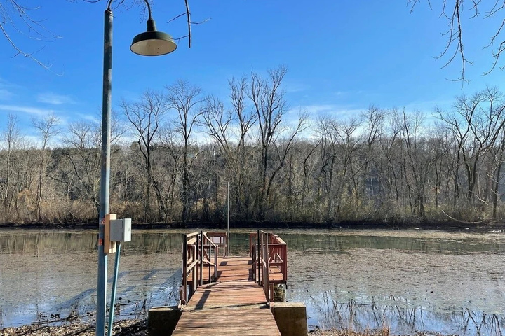 Waterfront Retreat at Rockaway With Fishing Dock 3 Bedroom Home by Redawning
