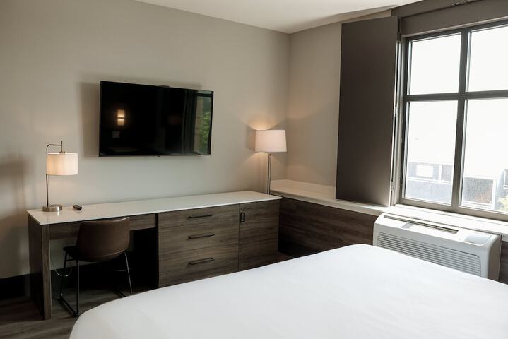 Room 91 of 174