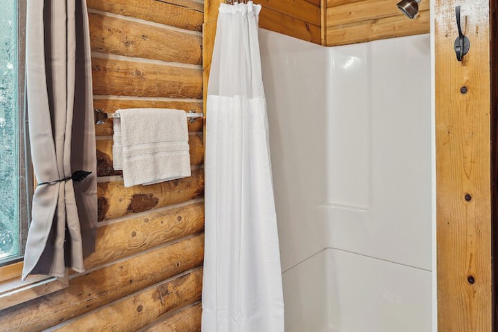 Denali Crows Nest Cabins