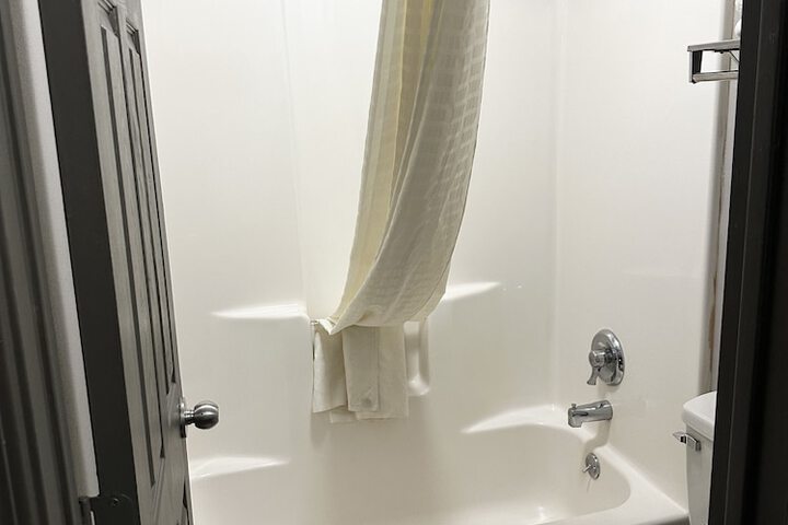 Room 5 of 5